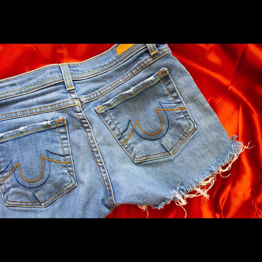 True Religion Style Shorts